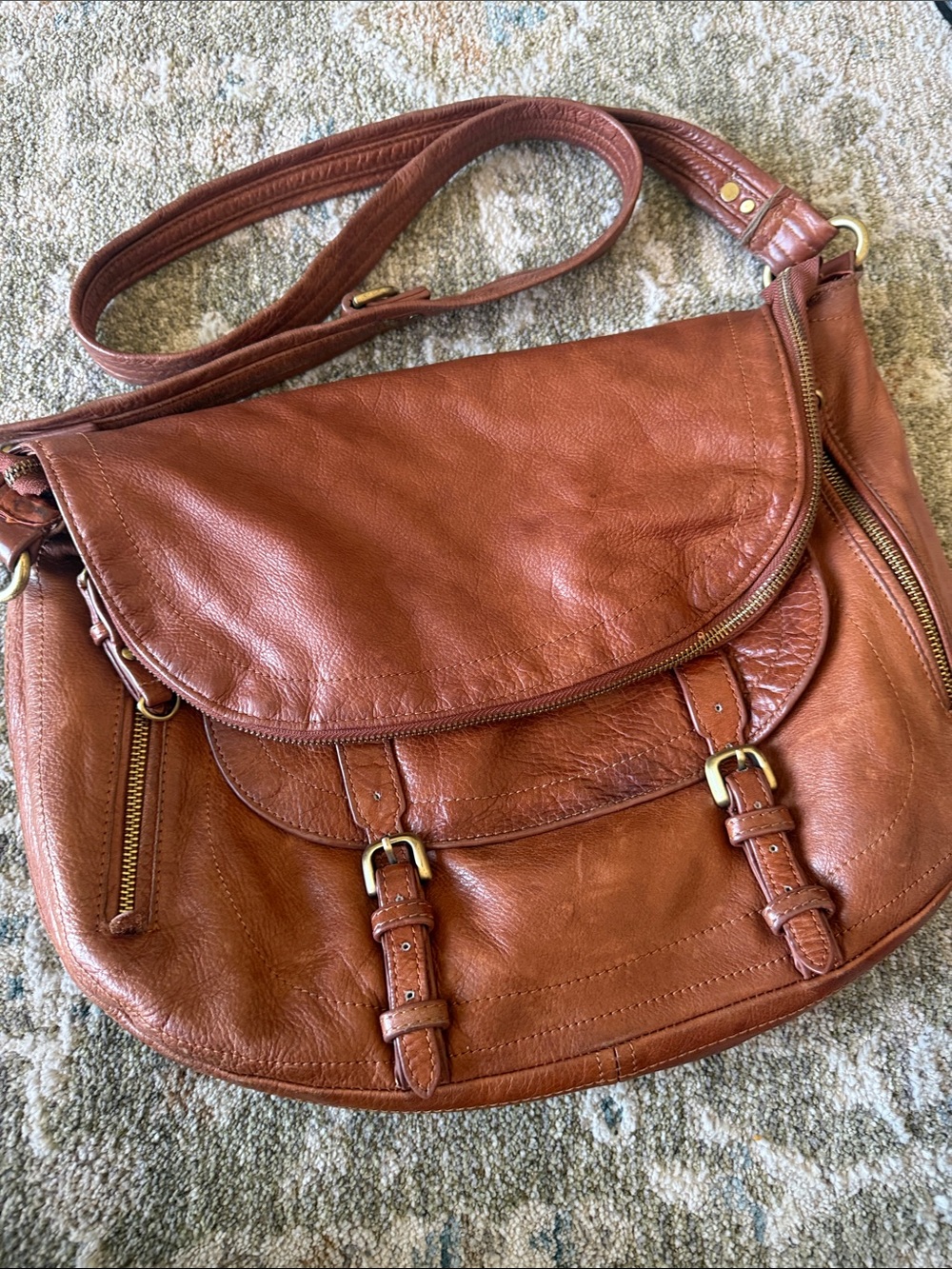 Sabina Leather Crossbody in Cognac